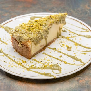 Pistachio Kunafa Cheesecake